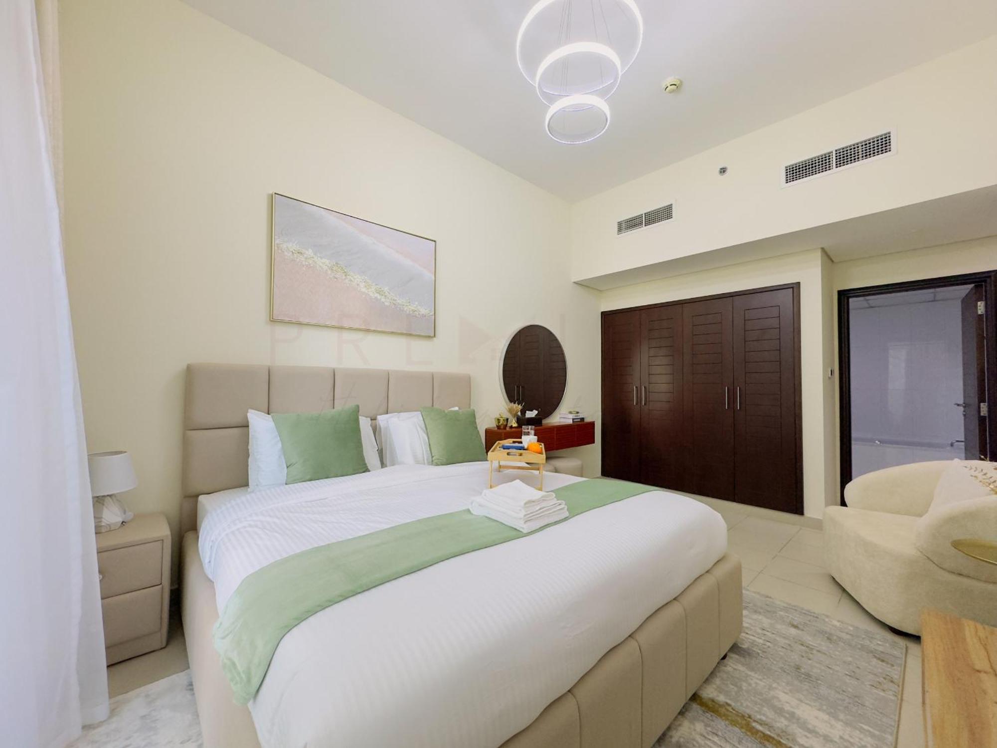 Apartment 1702 - Boulevard Centre T2, *