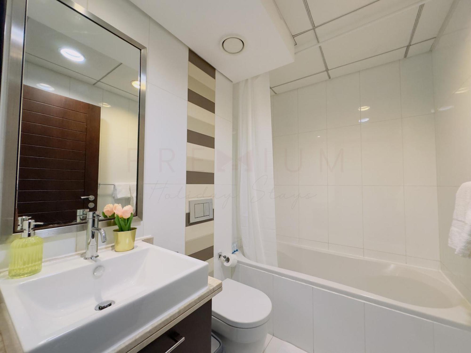 1702 - Boulevard Centre T2, *