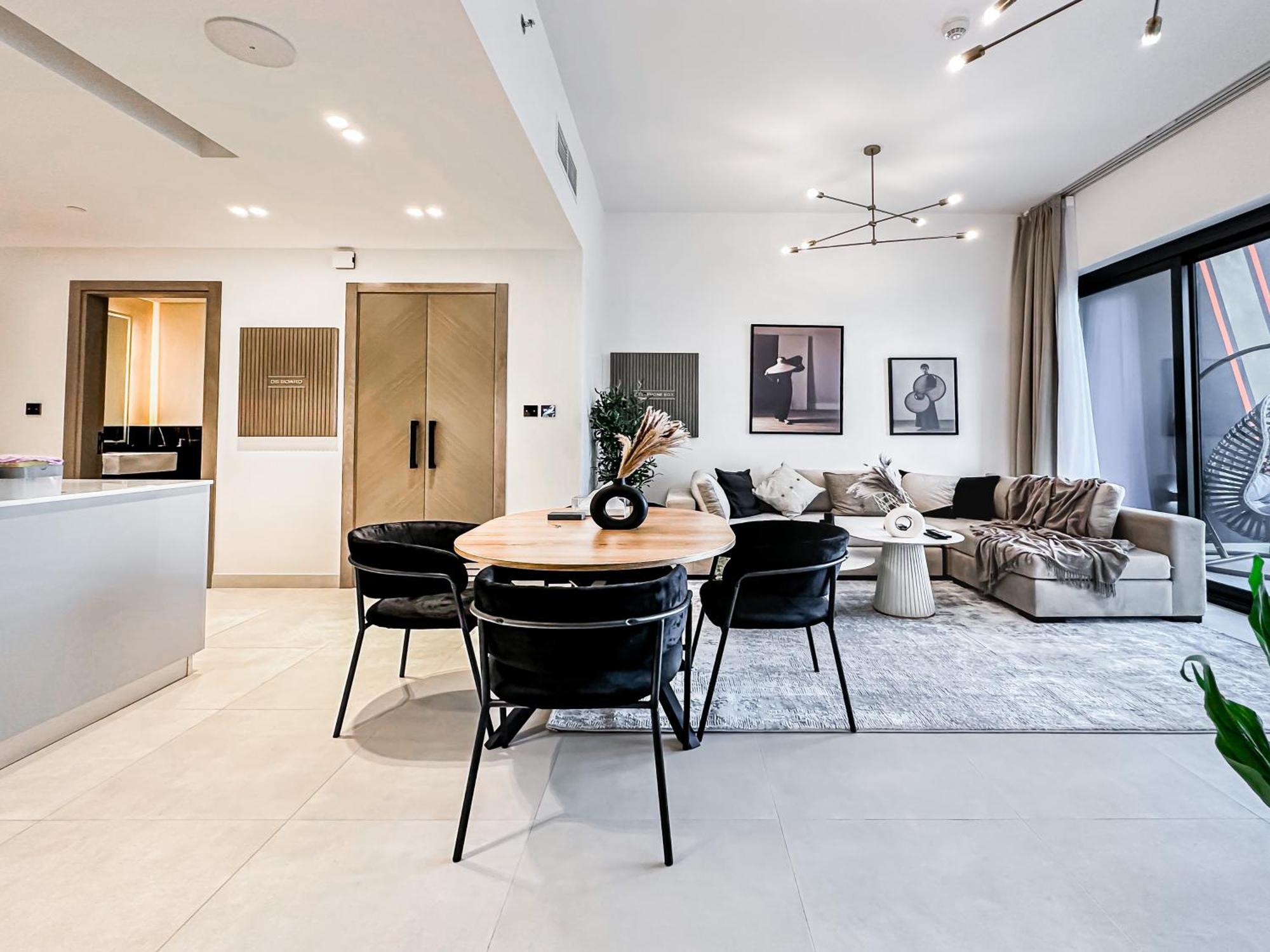 Skyline Oasis - Business Bay With Burj Khalifa Vie Dubai