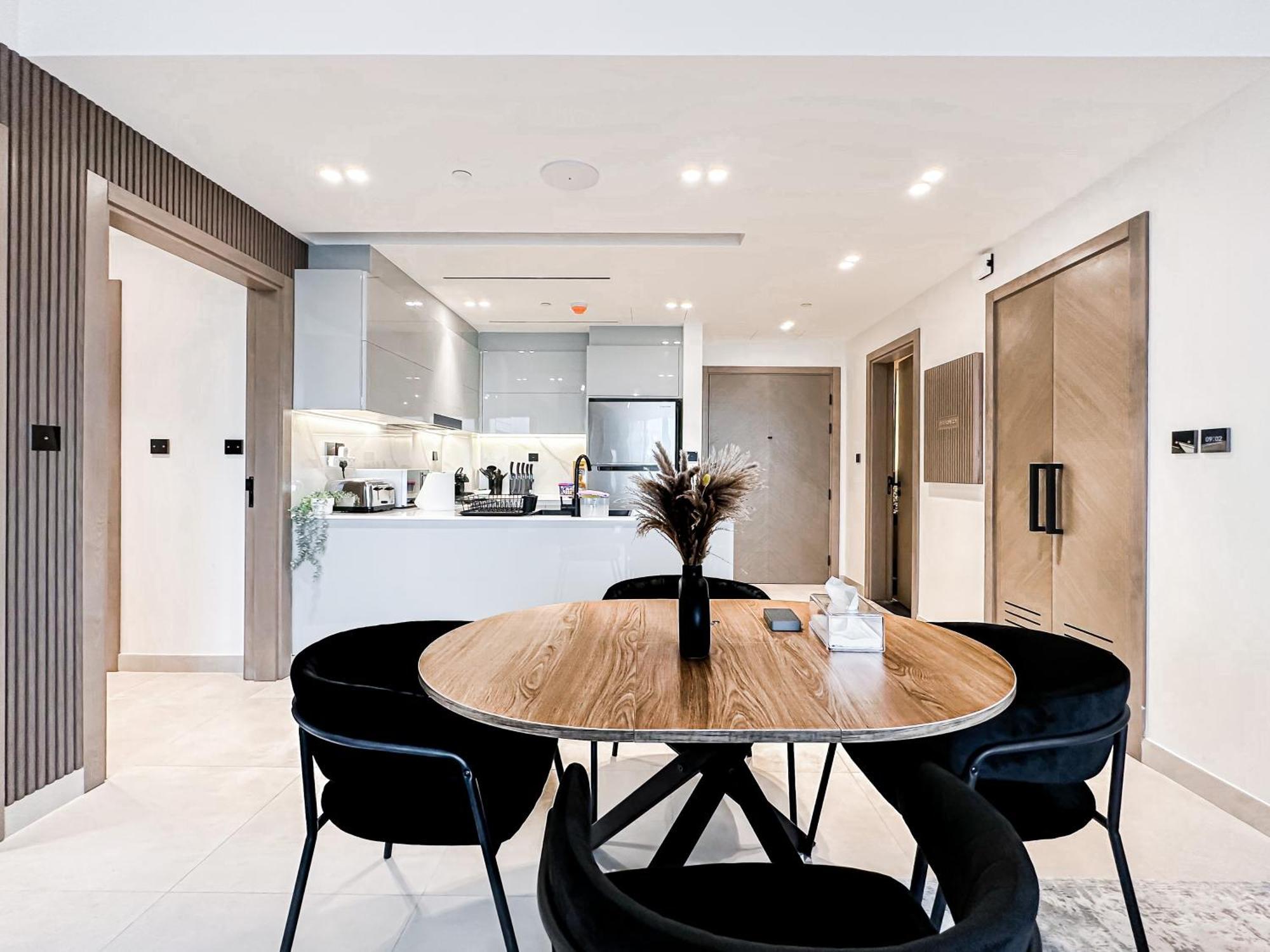 Skyline Oasis - Business Bay With Burj Khalifa Vie Apartment Dubai