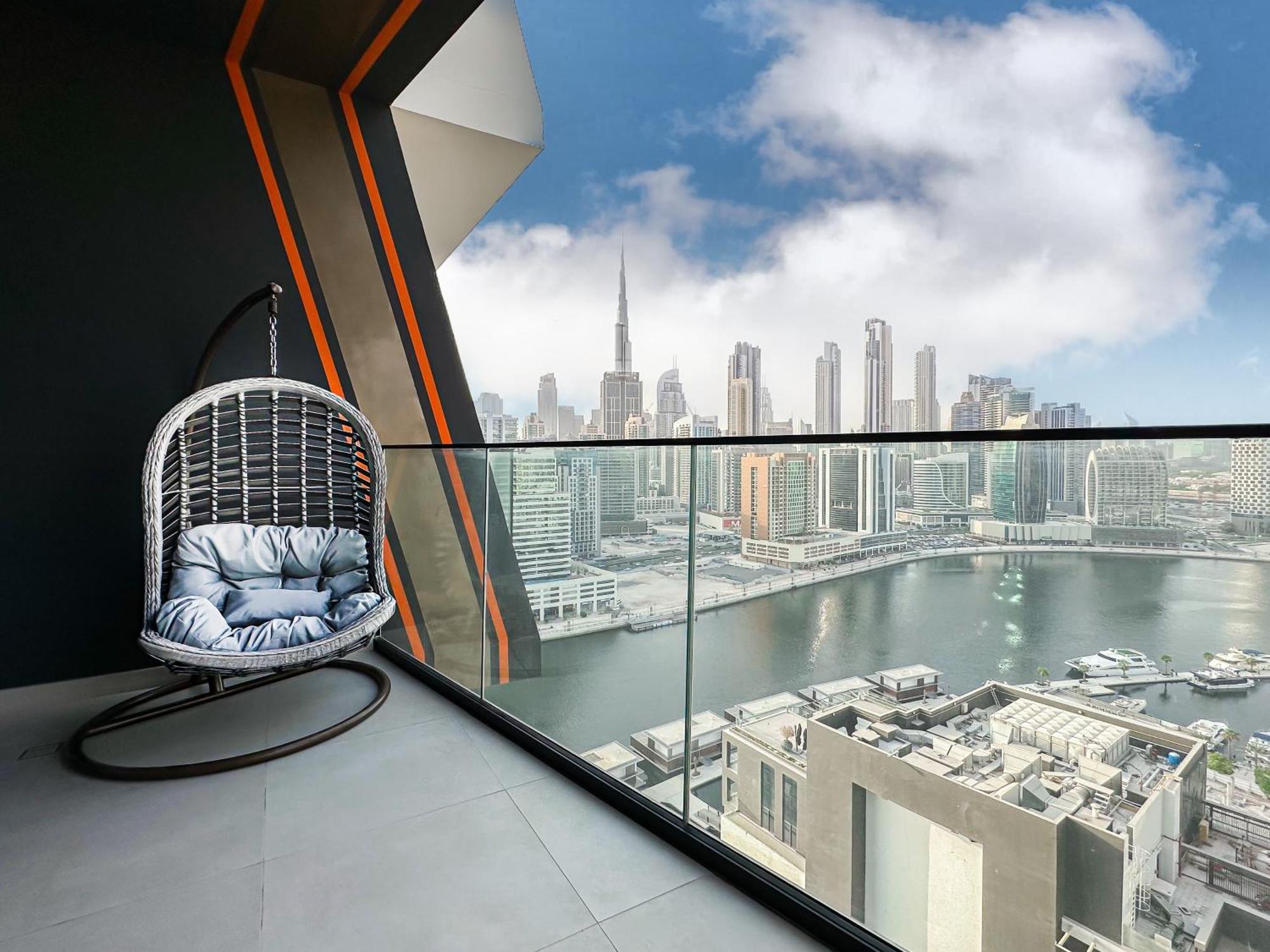 Skyline Oasis - Business Bay With Burj Khalifa Vie * Dubai