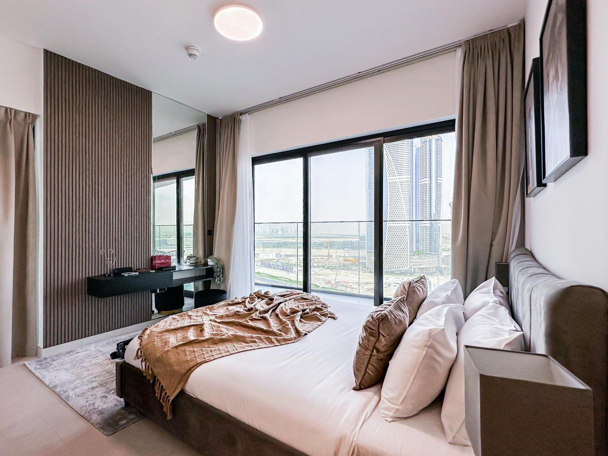 Skyline Oasis - Business Bay With Burj Khalifa Vie Apartment