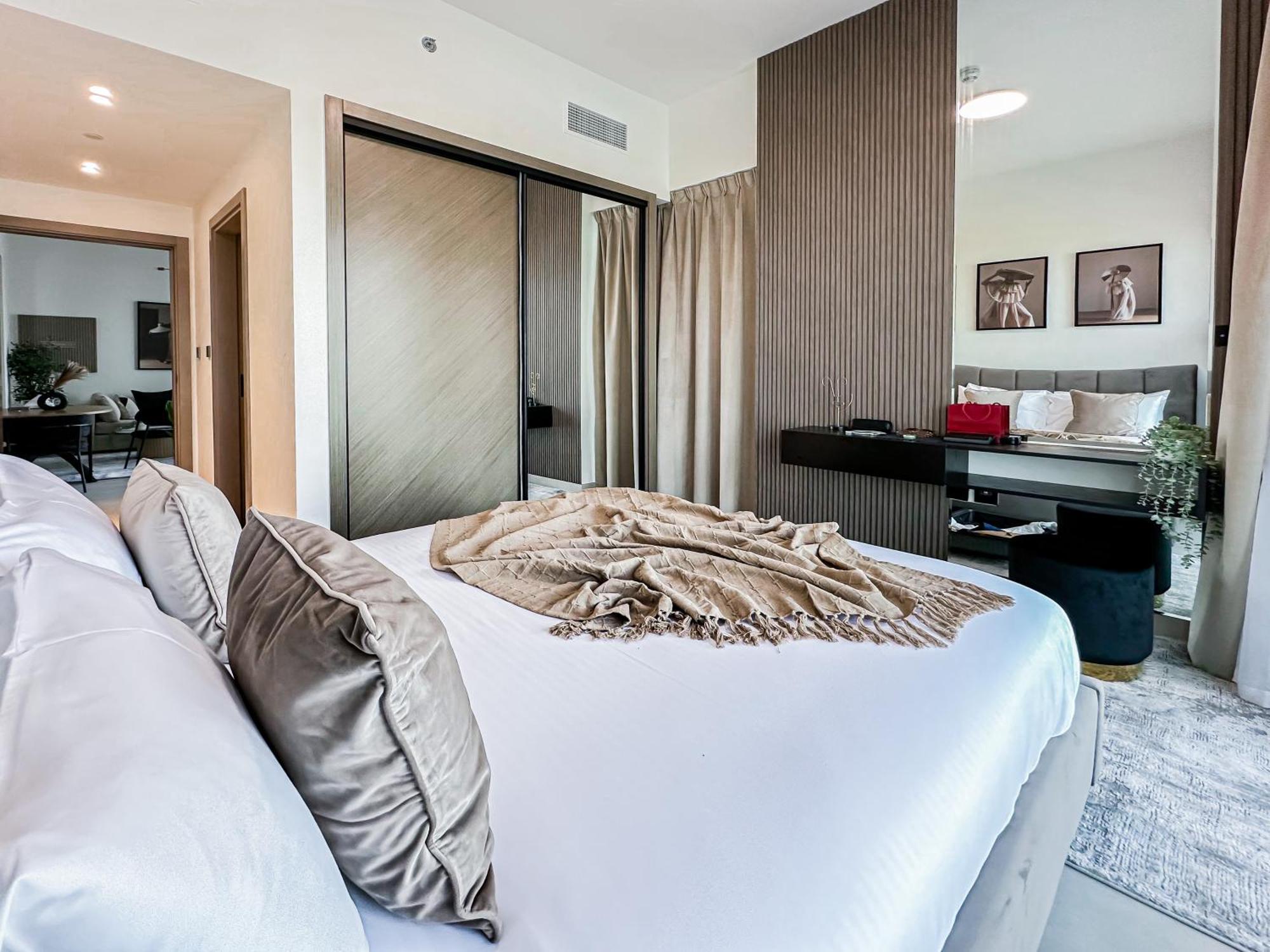 Apartment Skyline Oasis - Business Bay With Burj Khalifa Vie