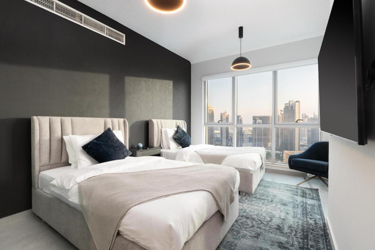 Ultimate 5br Luxury I 2500 Sqf I Burj Inner Circle Apartment