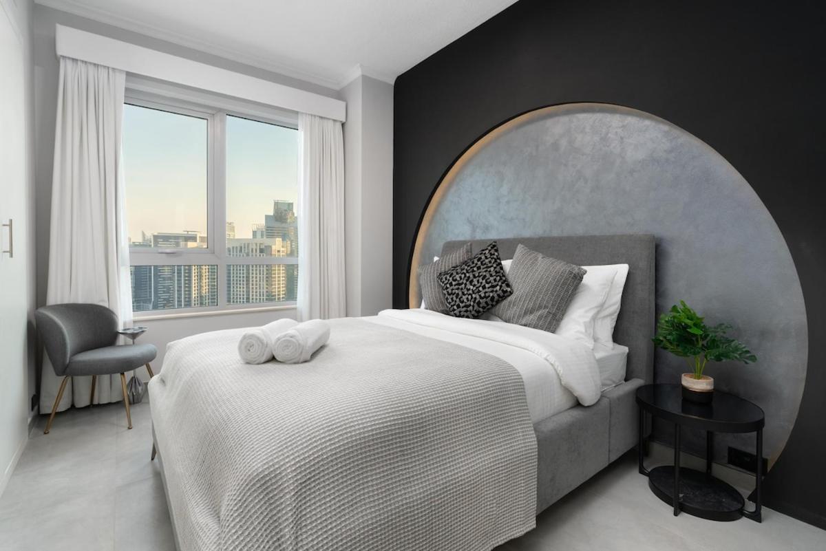 Apartment Ultimate 5br Luxury I 2500 Sqf I Burj Inner Circle Dubai