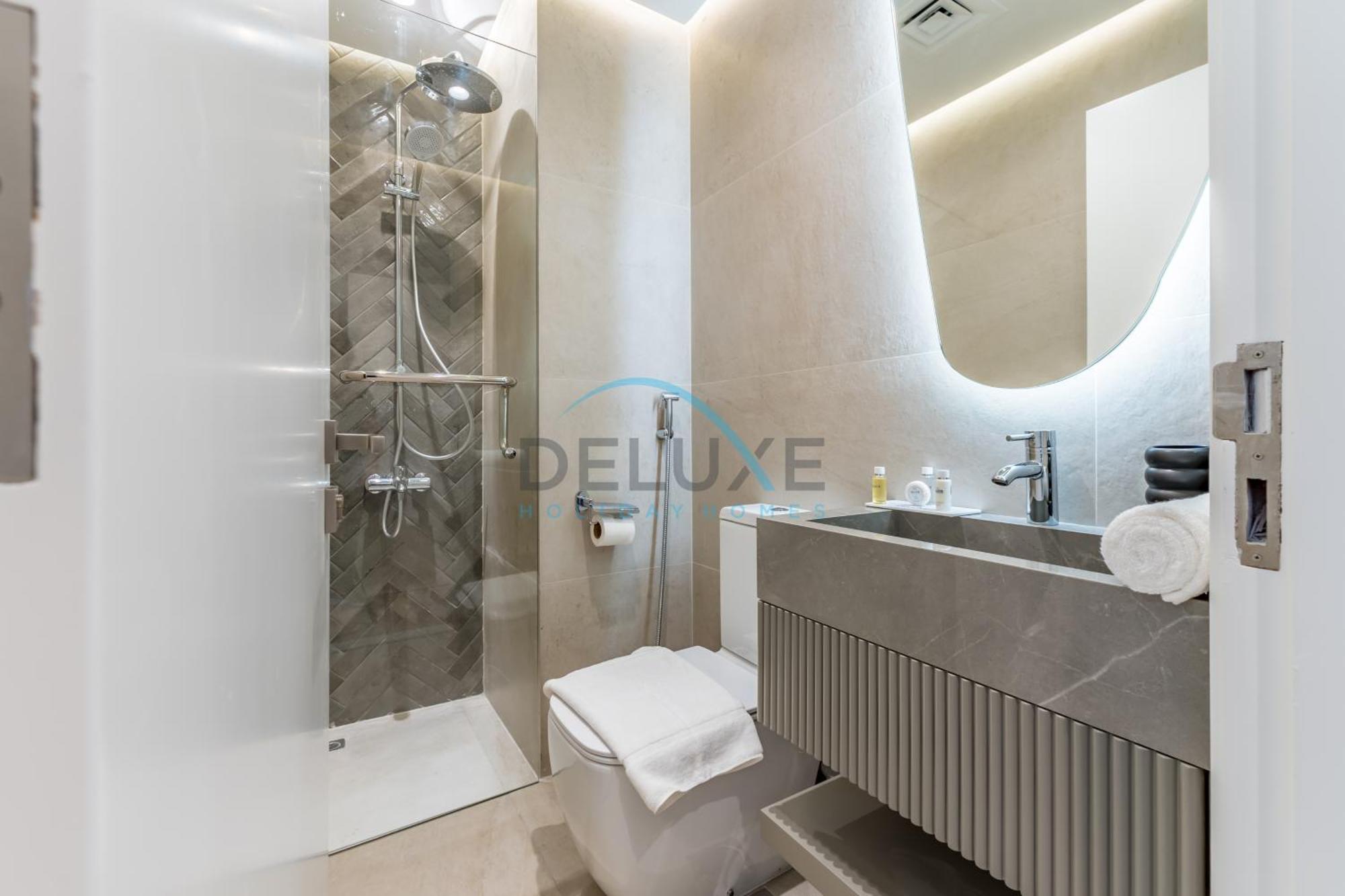 Apartment Upgraded 2br With Partial Sea View Near To Tram, Elite Residence, Marina By Deluxe Homes