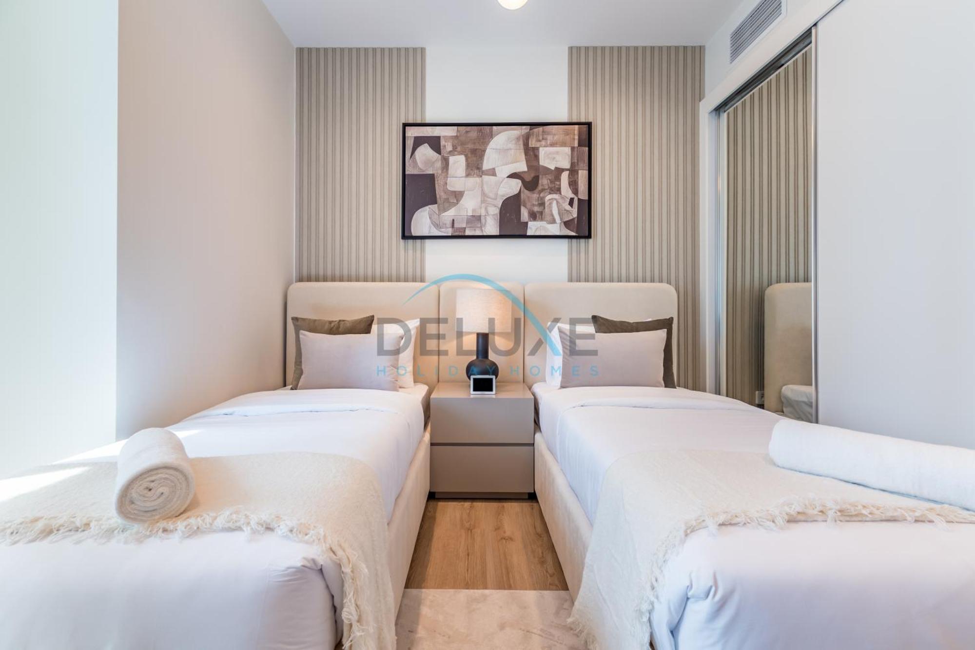 Upgraded 2br With Partial Sea View Near To Tram, Elite Residence, Marina By Deluxe Homes Apartment