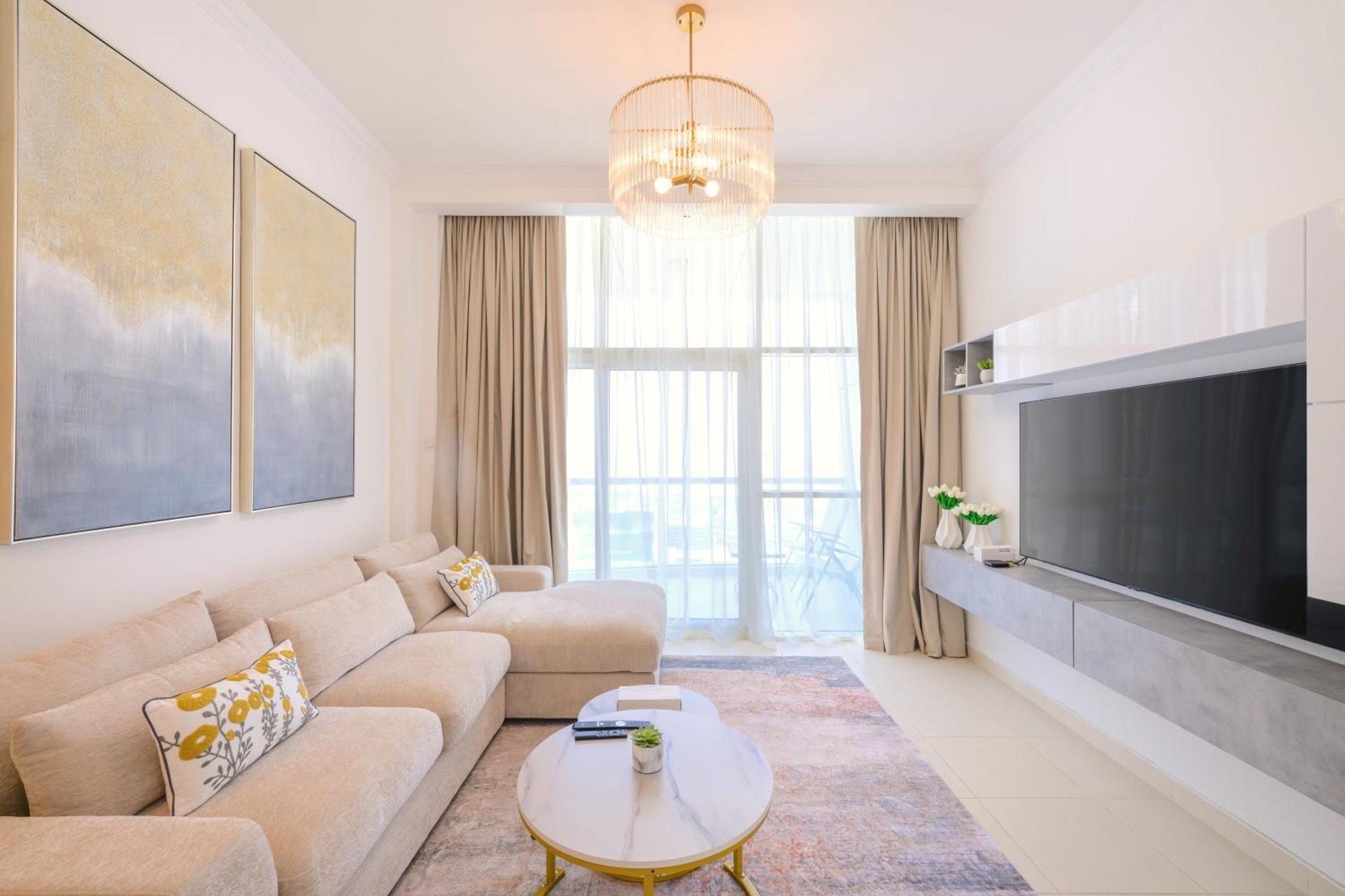 Apartment Lovely 1br In Scala Tower With Canal & Burj View Dubai
