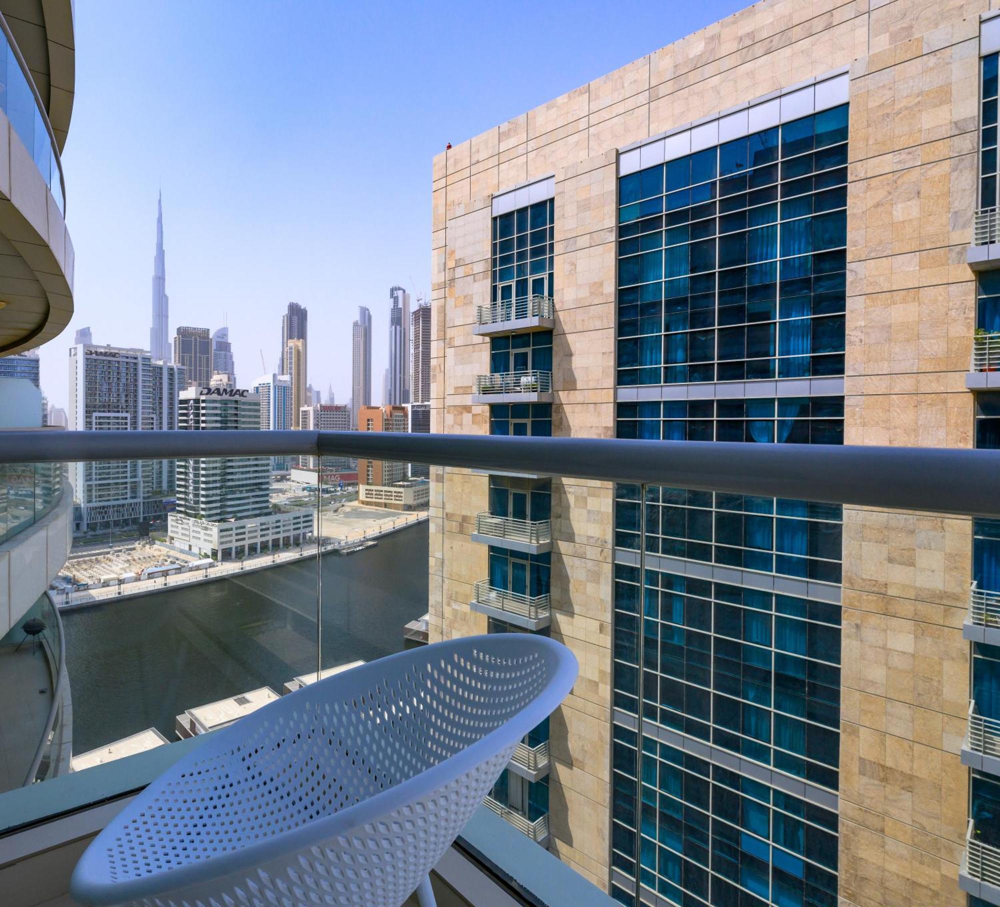 Lovely 1br In Scala Tower With Canal & Burj View Dubai