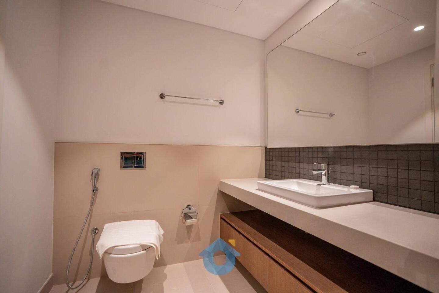 Like - 2904 Premium 2-bhk With Partial Creek View And Community View Apartment Dubai