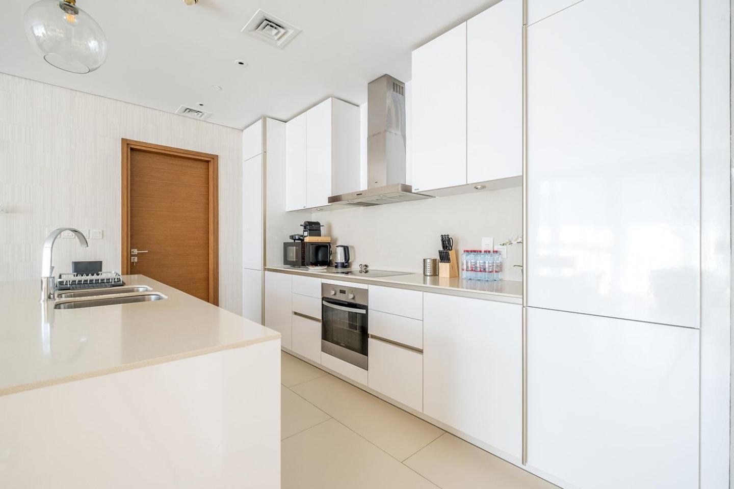 Apartment Lush 2 & Half Br In Walk With Burj Khalifa View