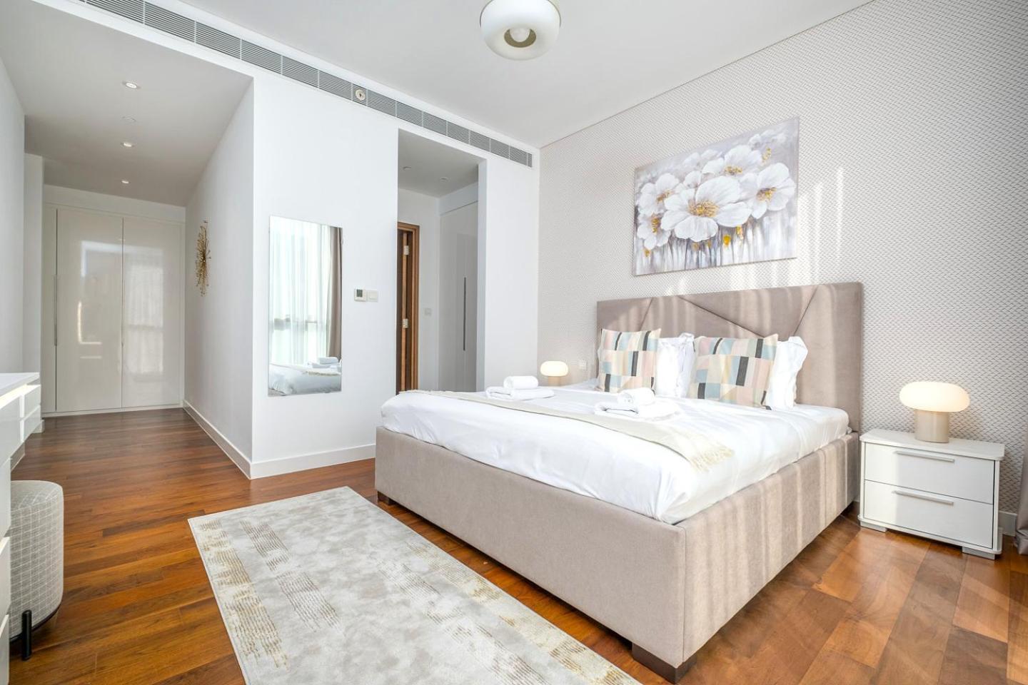 Lush 2 & Half Br In Walk With Burj Khalifa View * Dubai