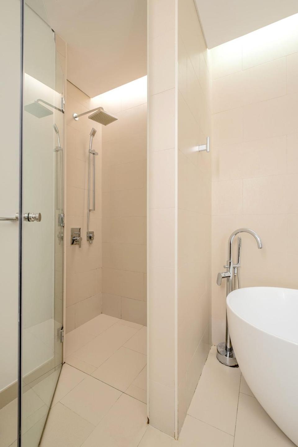 Apartment Lush 2 & Half Br In Walk With Burj Khalifa View *