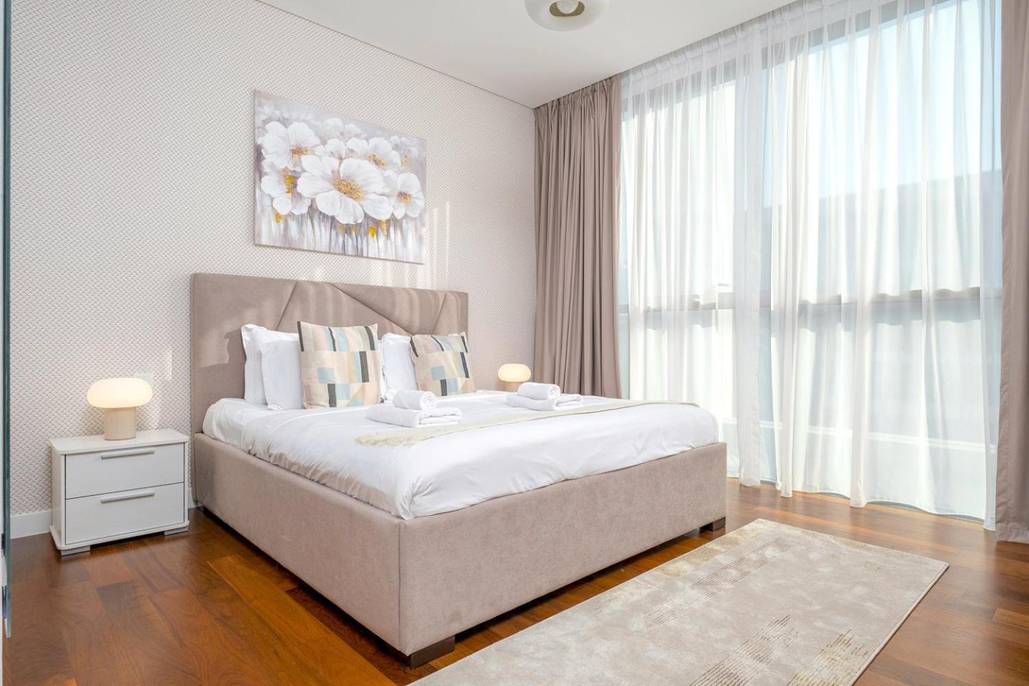 Lush 2 & Half Br In Walk With Burj Khalifa View Apartment Dubai
