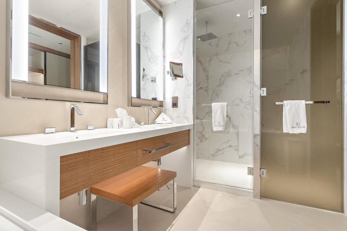 First Class 2br Luxury Urban Getaway Apartment *