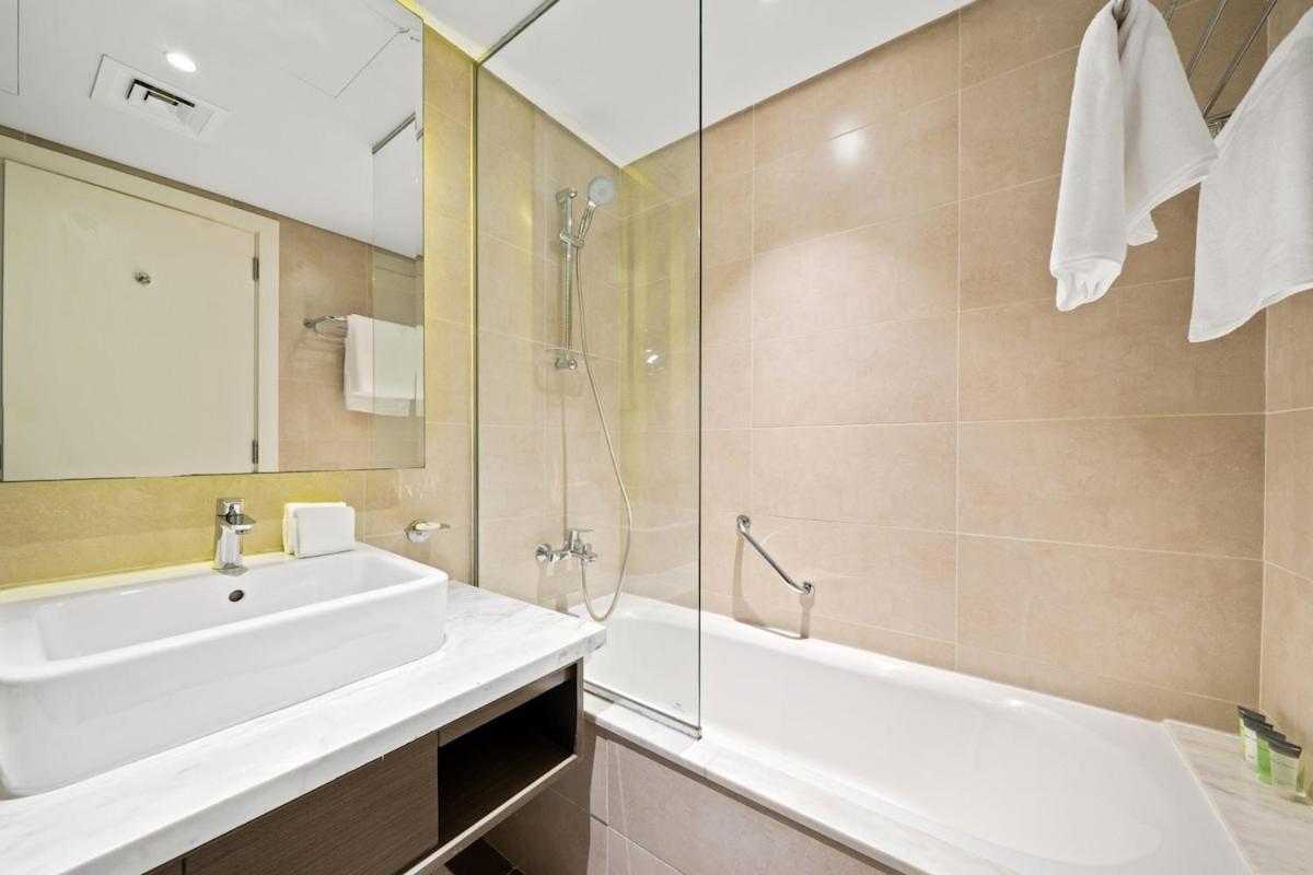 Apartment Damac Maison Prive - Free Parking