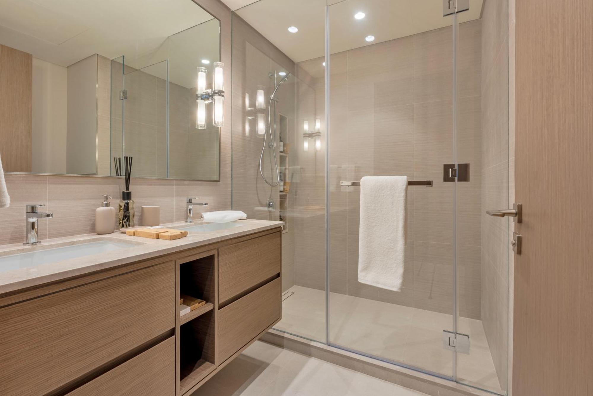 Downtown Luxury - Full Burj Khalifa & Fountain Views - 5 Minutes Walk To Mall Apartment *