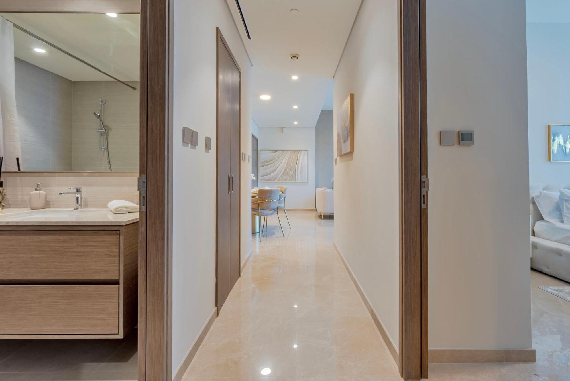 Apartment Downtown Luxury - Full Burj Khalifa & Fountain Views - 5 Minutes Walk To Mall *