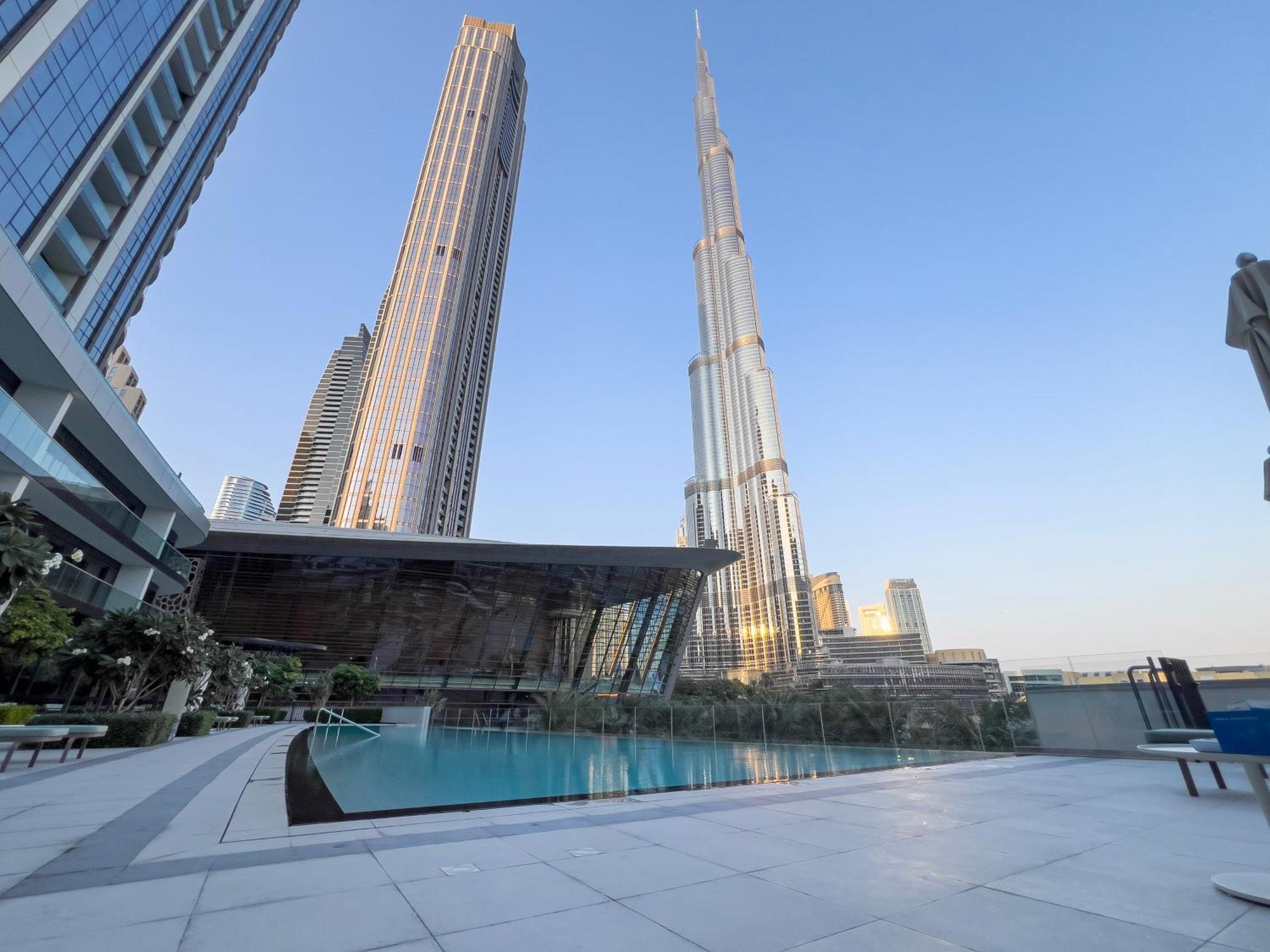 Downtown Luxury - Full Burj Khalifa & Fountain Views - 5 Minutes Walk To Mall Apartment