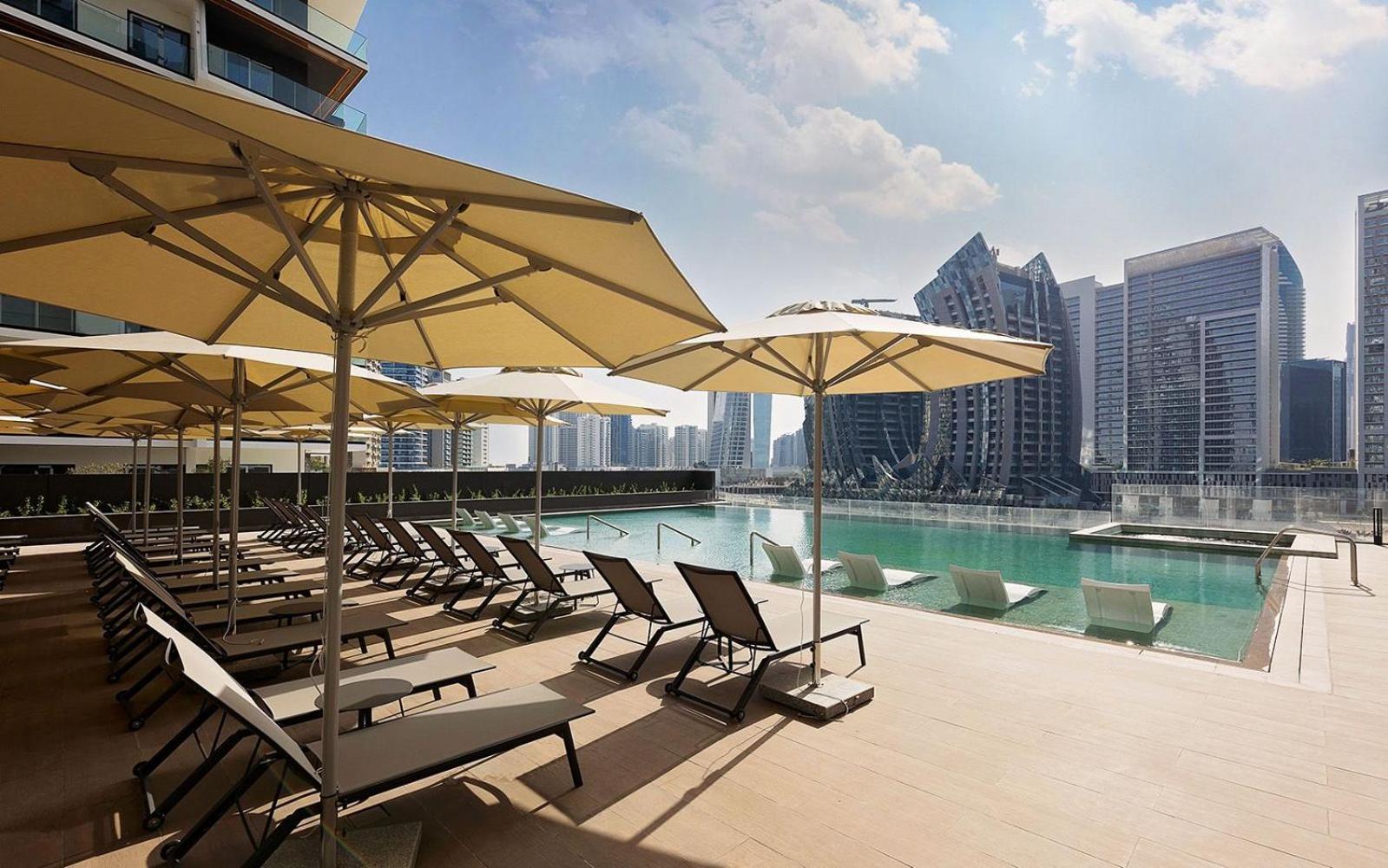 Luxe 2 Bedroom With Burj Khalifa And Marina Views Dubai
