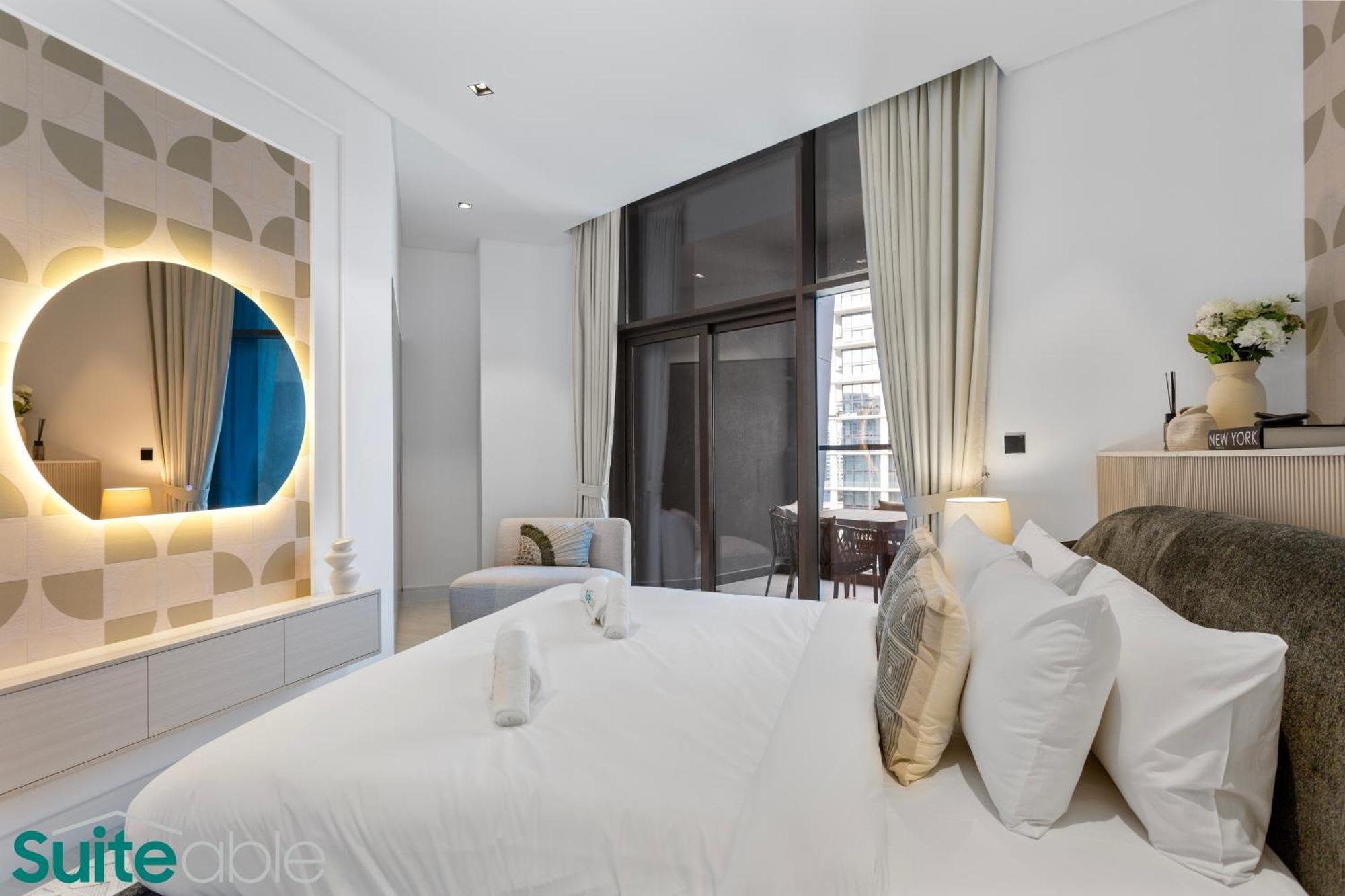 Luxe 2 Bedroom With Burj Khalifa And Marina Views