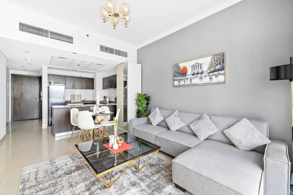 Stonetree - Elegant 1br With Amazing Building Facilities