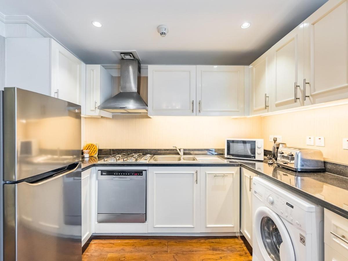 Apartment Luxury Spacious In The Iconic Park Towers