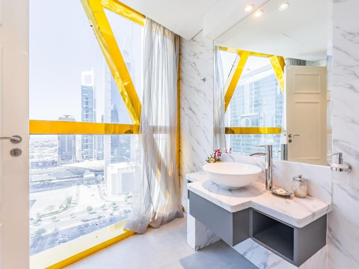 Luxury Spacious In The Iconic Park Towers *