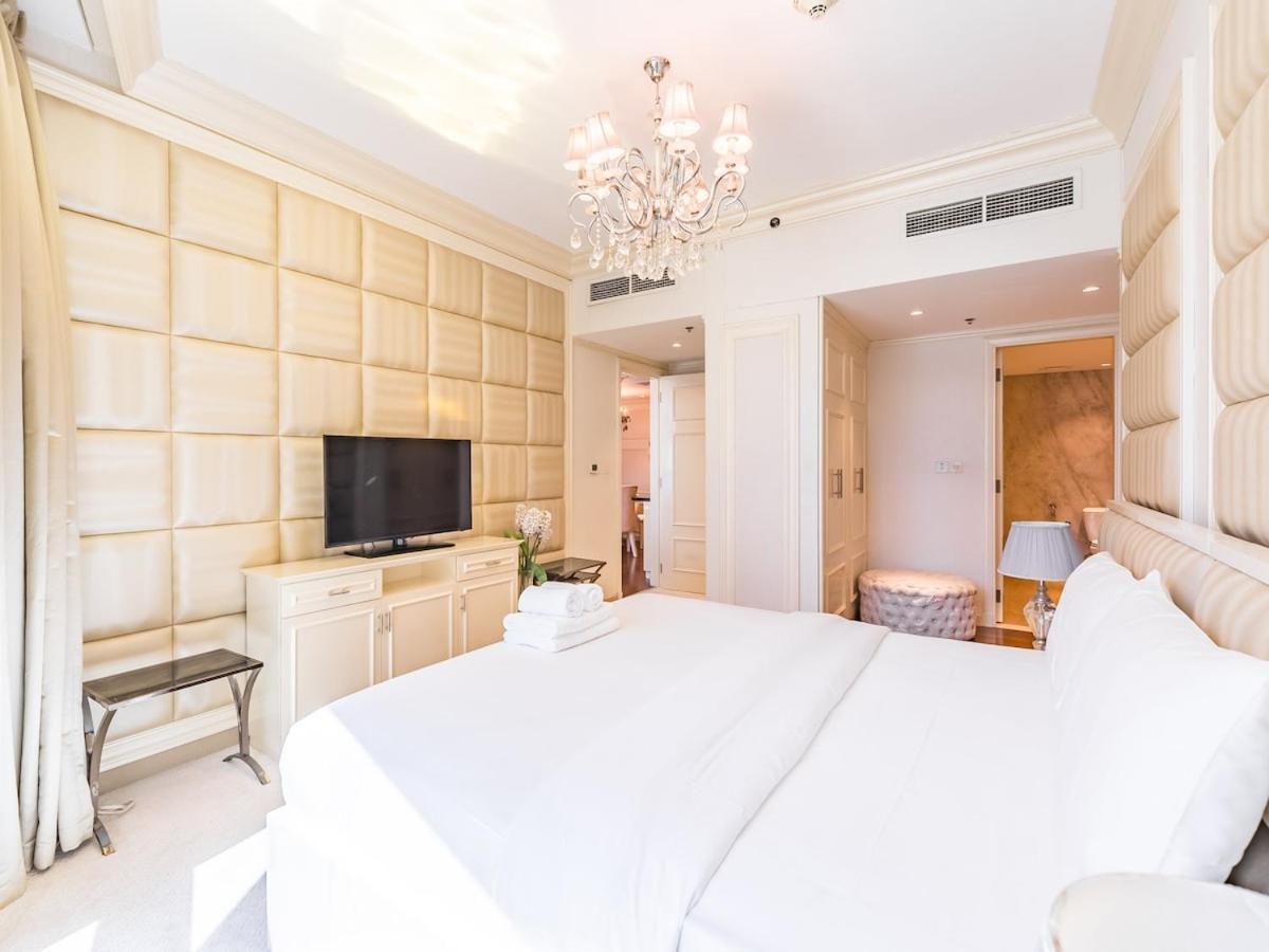 Luxury Spacious In The Iconic Park Towers Apartment Dubai