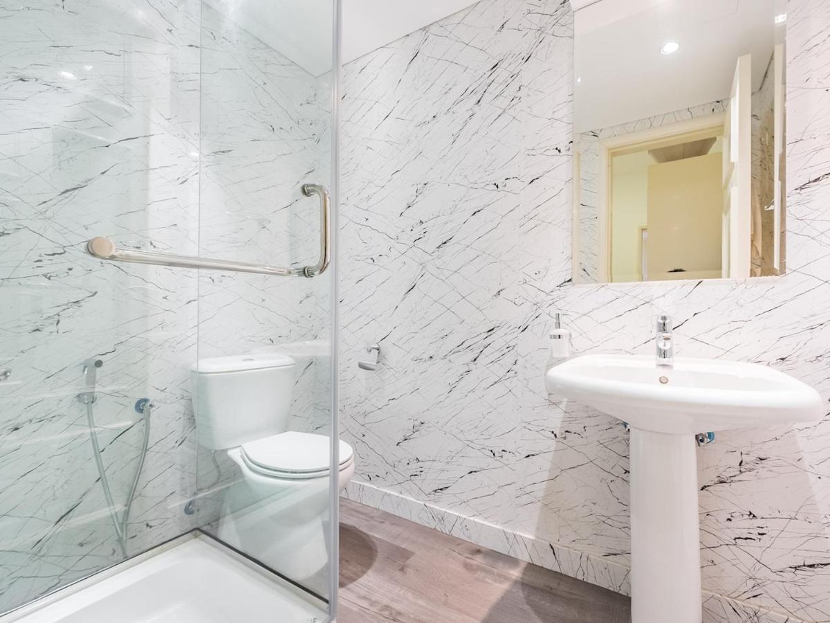 Apartment Luxury Spacious In The Iconic Park Towers *
