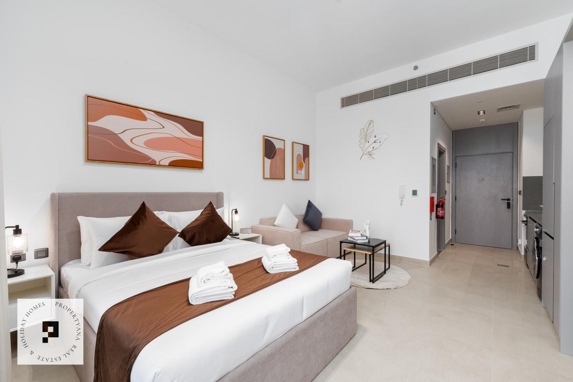 Budget-friendly Brand New In Mag 980 Apartment *