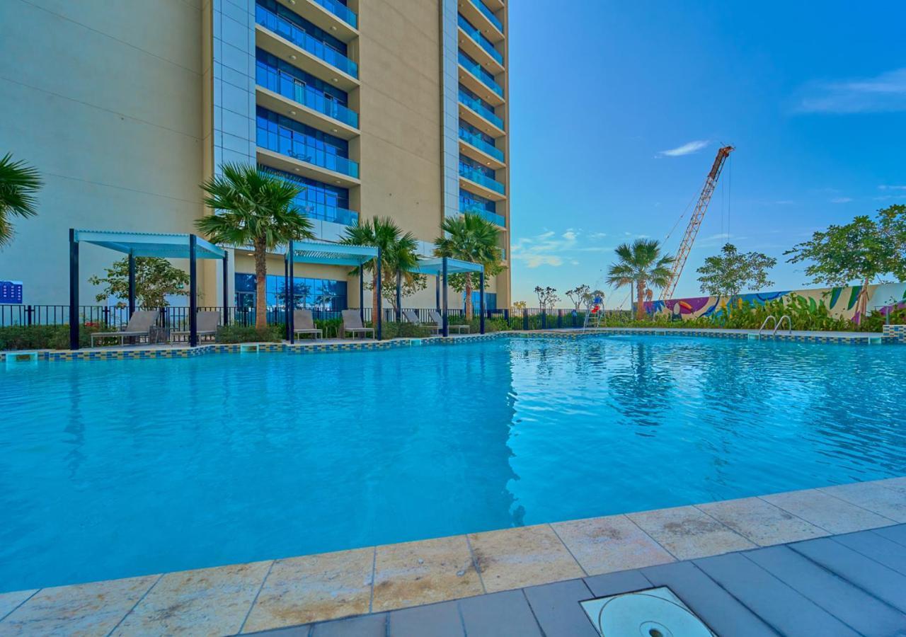 Stylish 2Br Suite In Aykon City With Pool & Gym Access