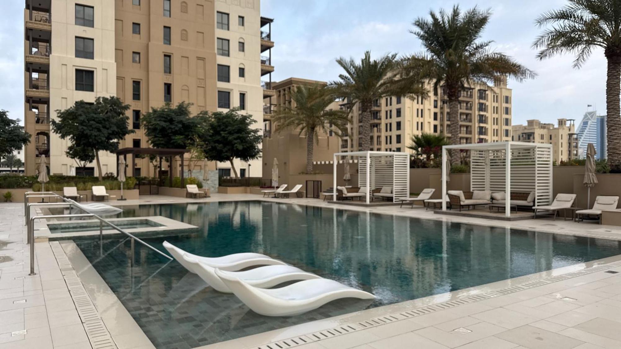 Apartment Elegant 1br With Balcony In Madinat Jumeirah Living *