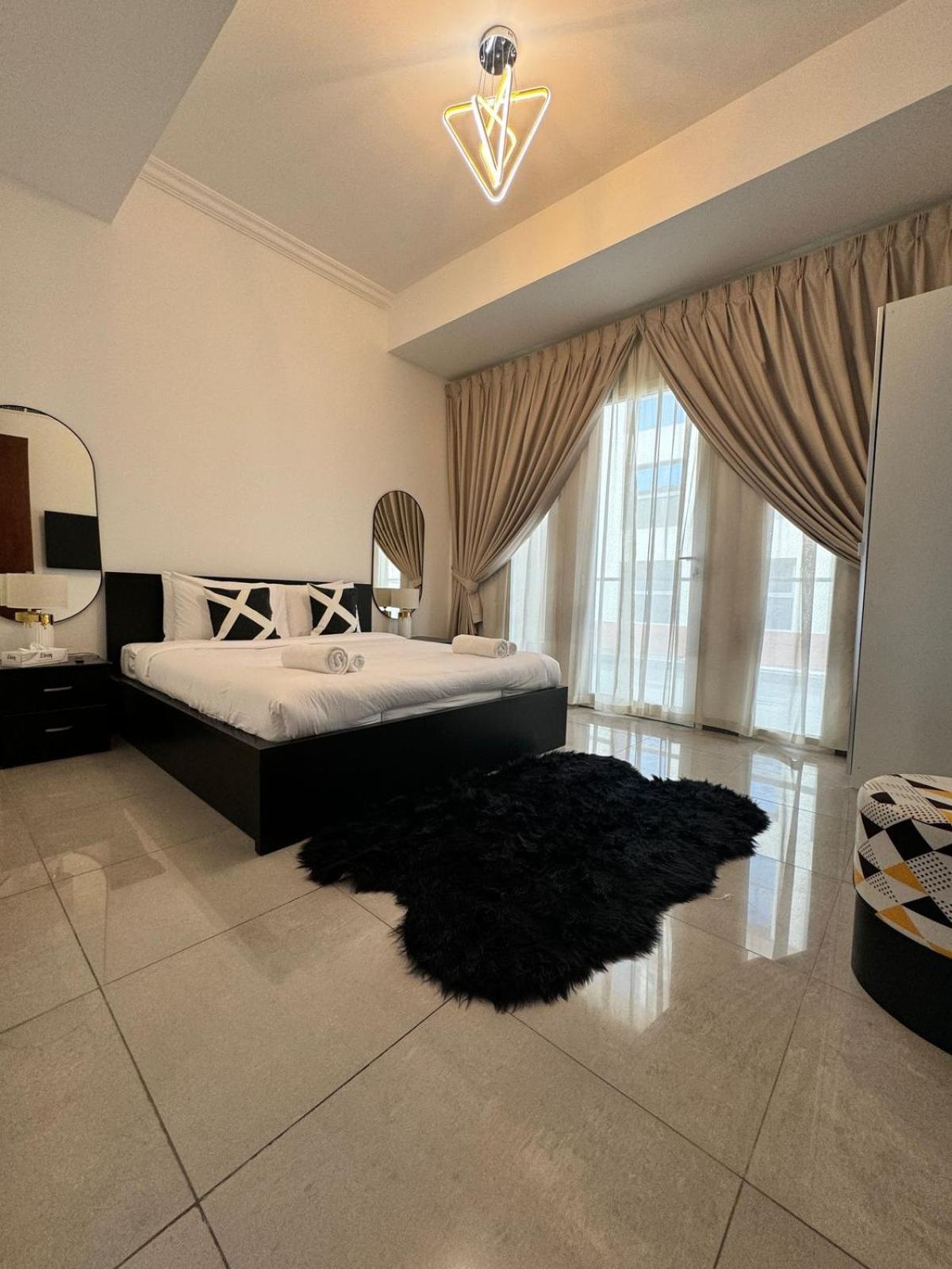 Villa Swarg In Heart Of In Jvc *