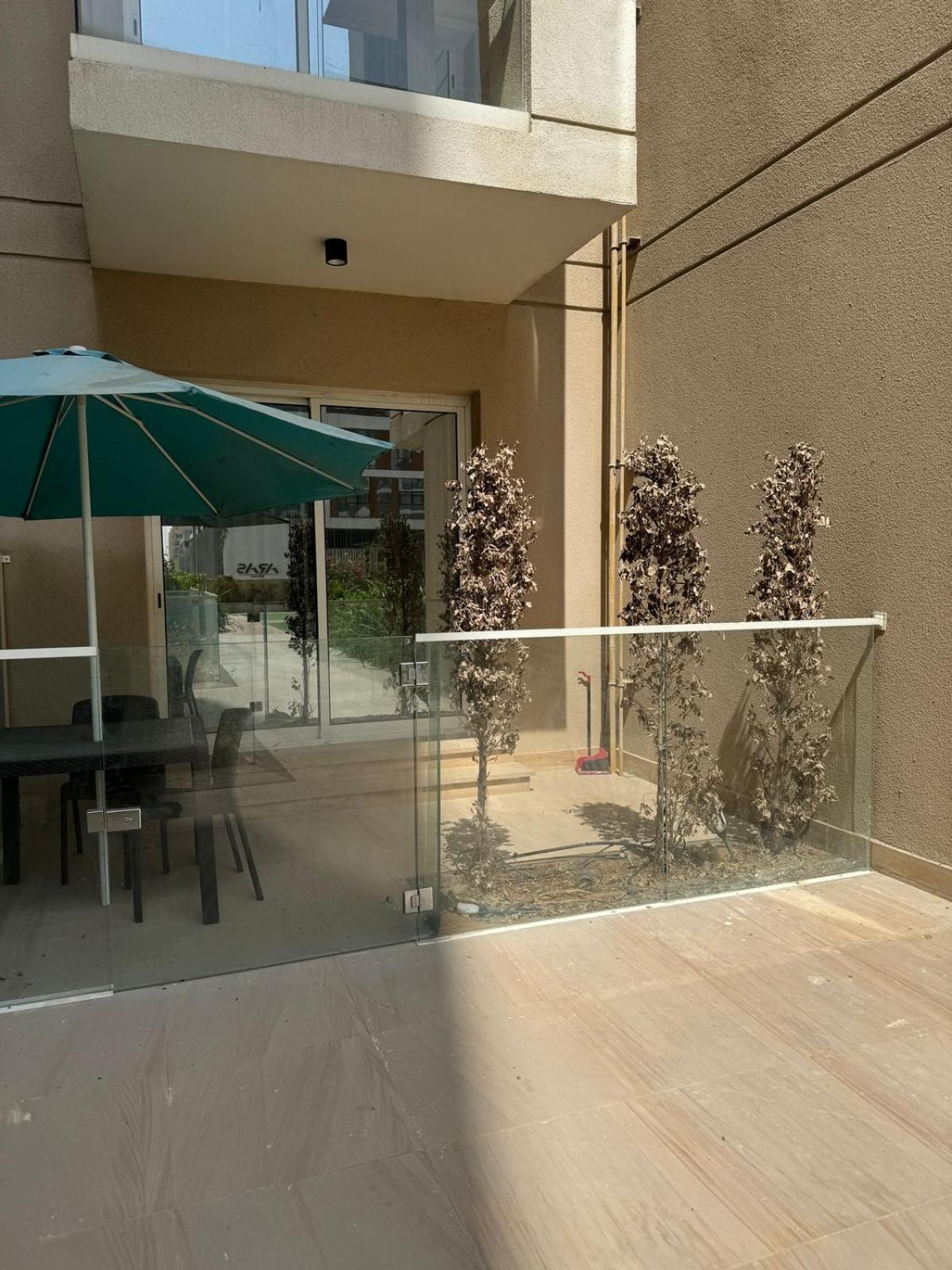 Fully Equipped Prime Location With Pool & Gym Apartment Dubai