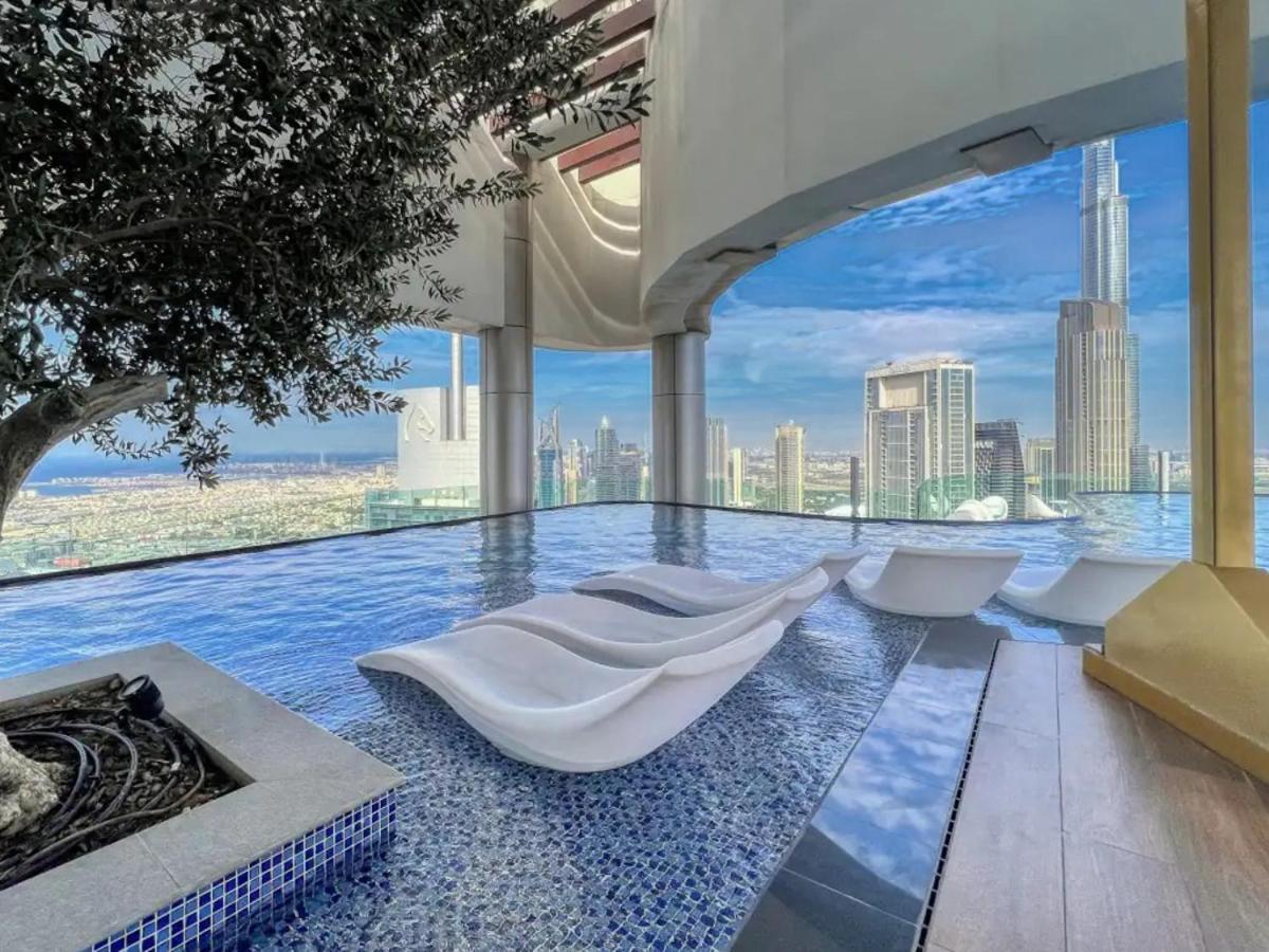 Apartment Stunning Burj View - High Infinity Pool - Cozy 2br Dubai