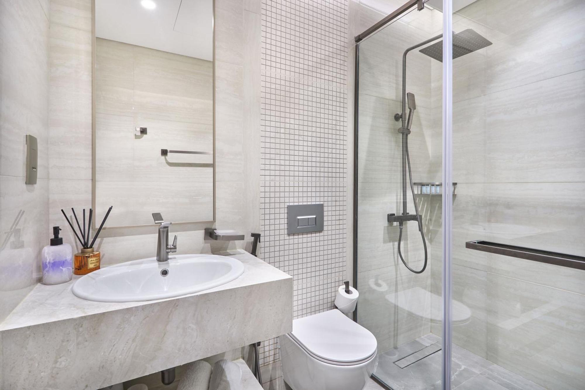 Stylish 2brurban Retreat 10 Min To Burj Khalifa Apartment *
