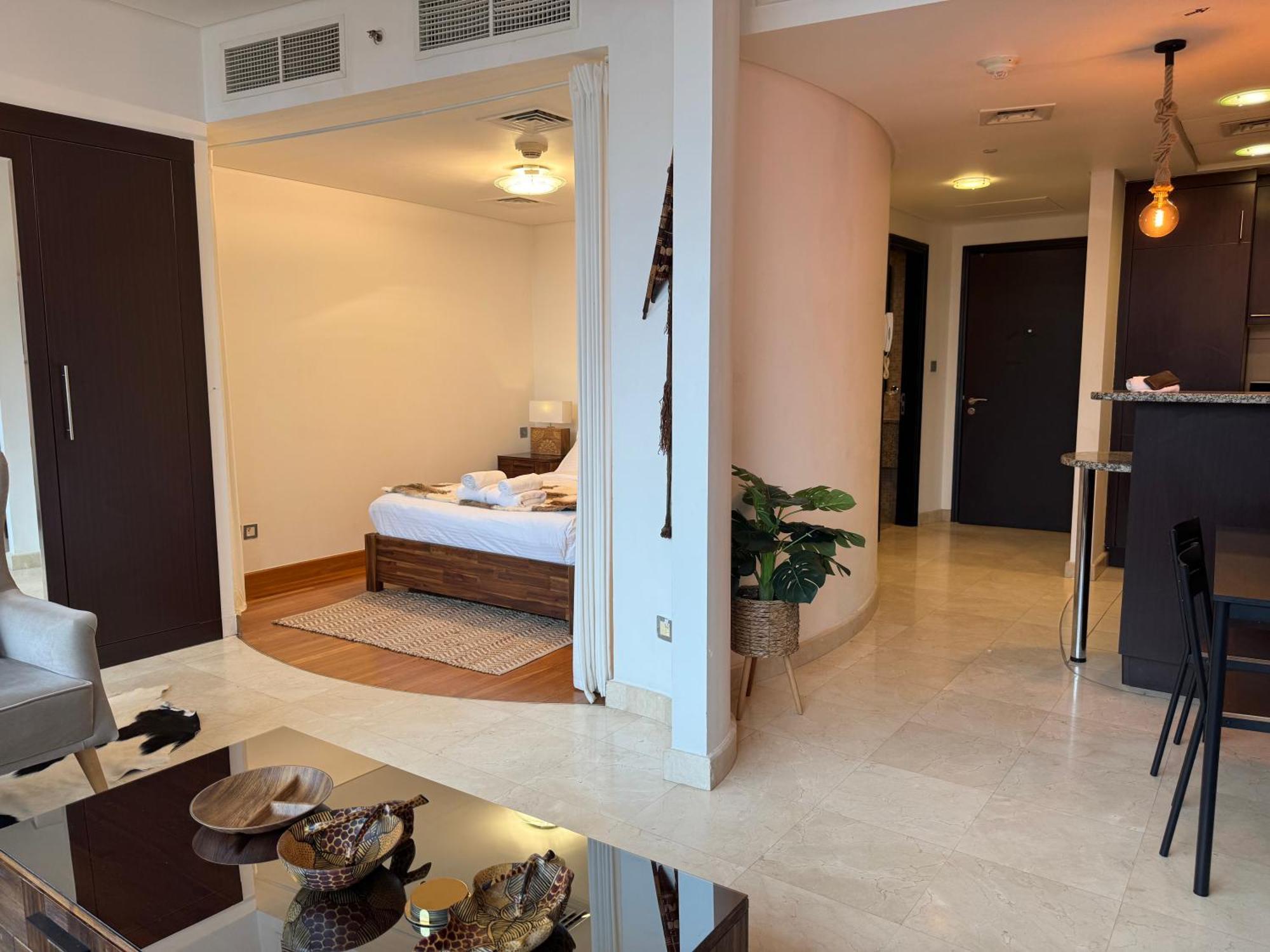 Ashri Stylish African-inspired In Difc Apartment *