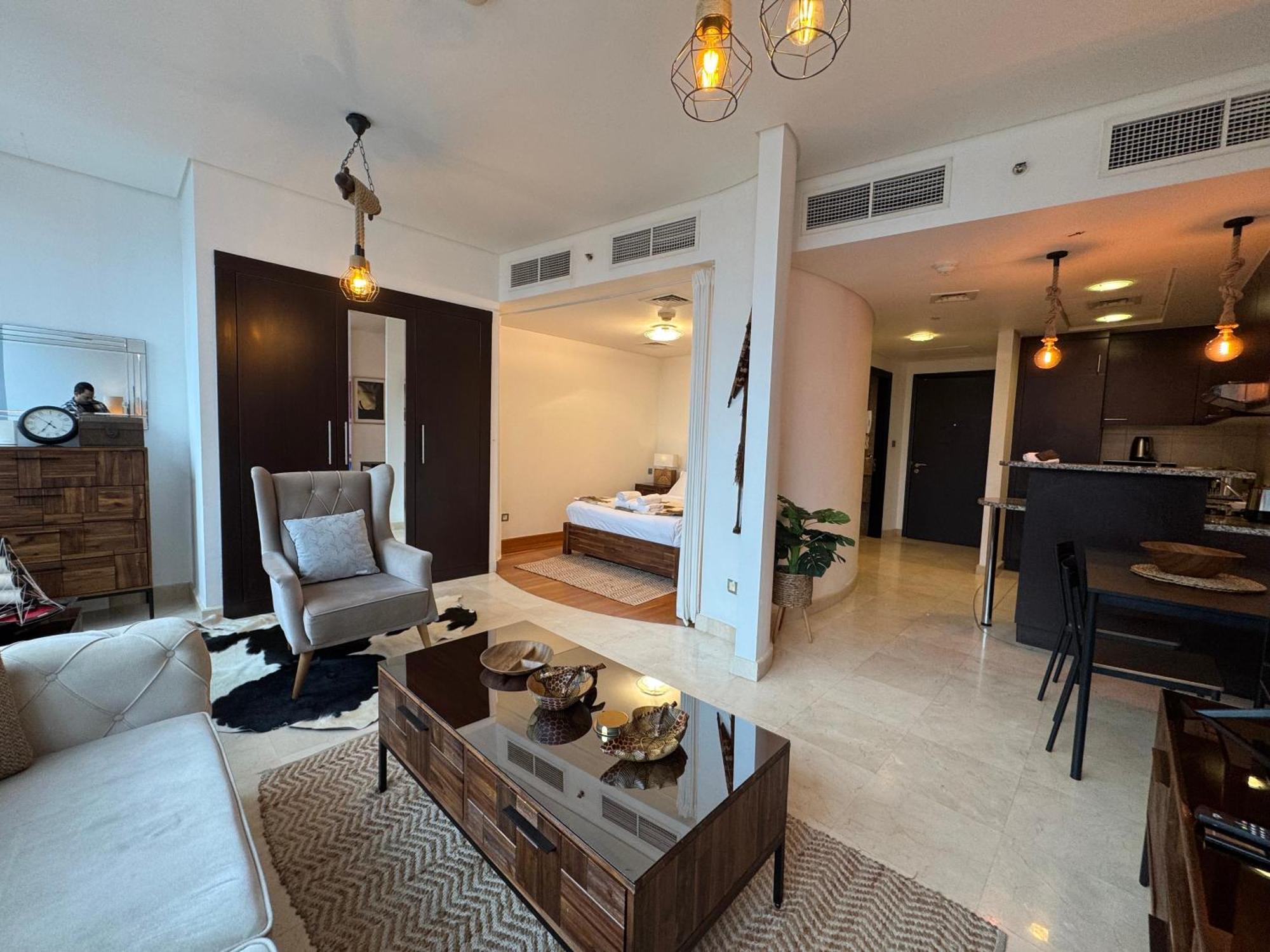 Apartment Ashri Stylish African-inspired In Difc Dubai