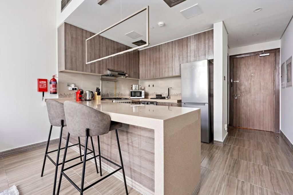 Stonetree - New Stylish 1 Bedroom In Jlt Apartment *