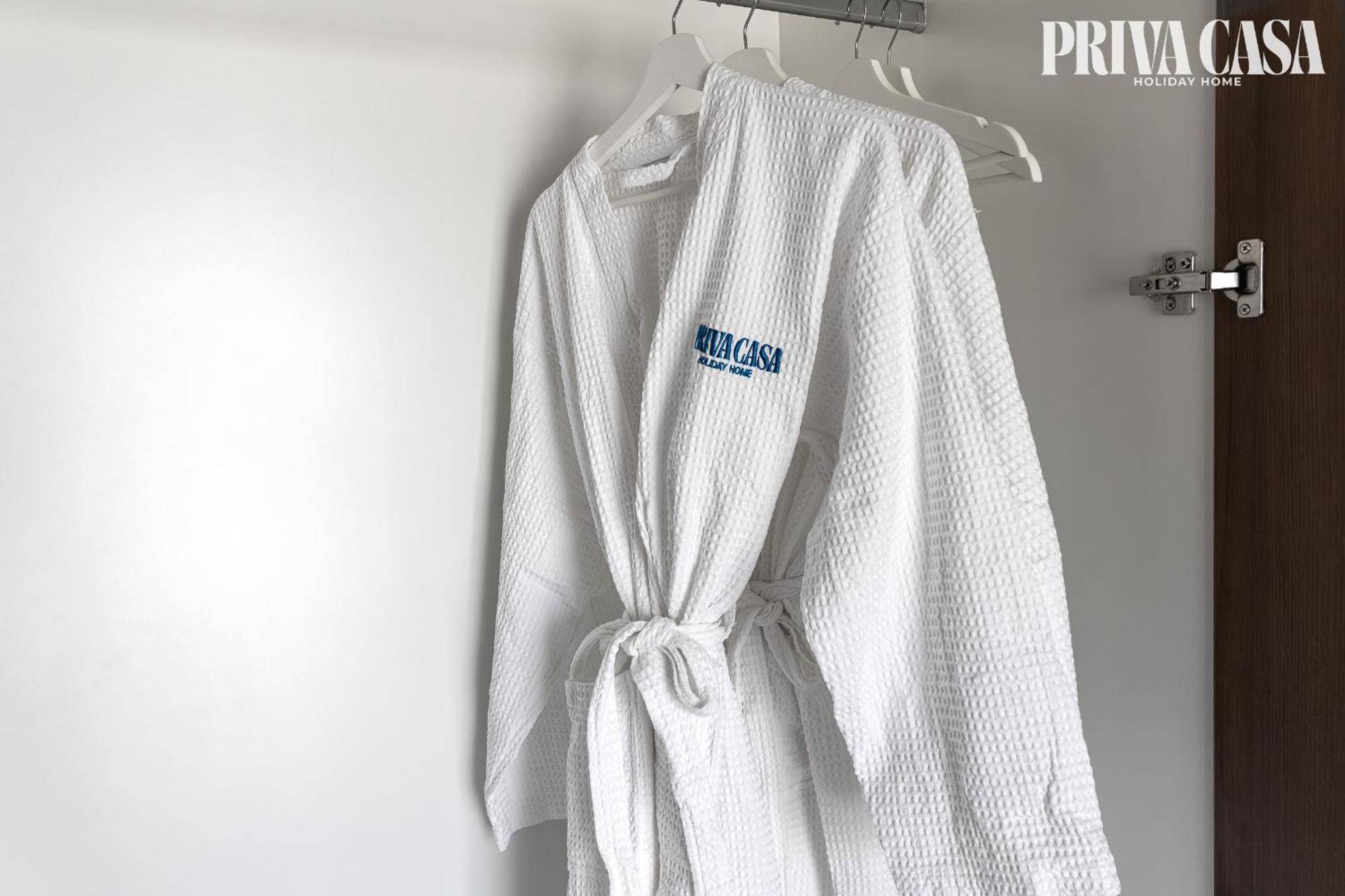 Priva Casa - Classy 2br Retreat Vida Dubai