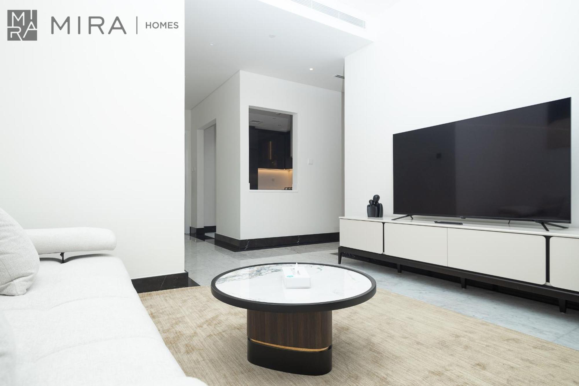 Mira Homes - Beautiful 2 Bedroom With Canal View In Business Bay Dubai