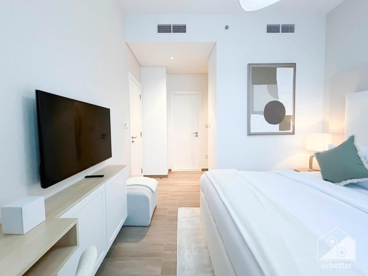 Sophisticated 1b In Belgravia Heights Ii Apartment Dubai