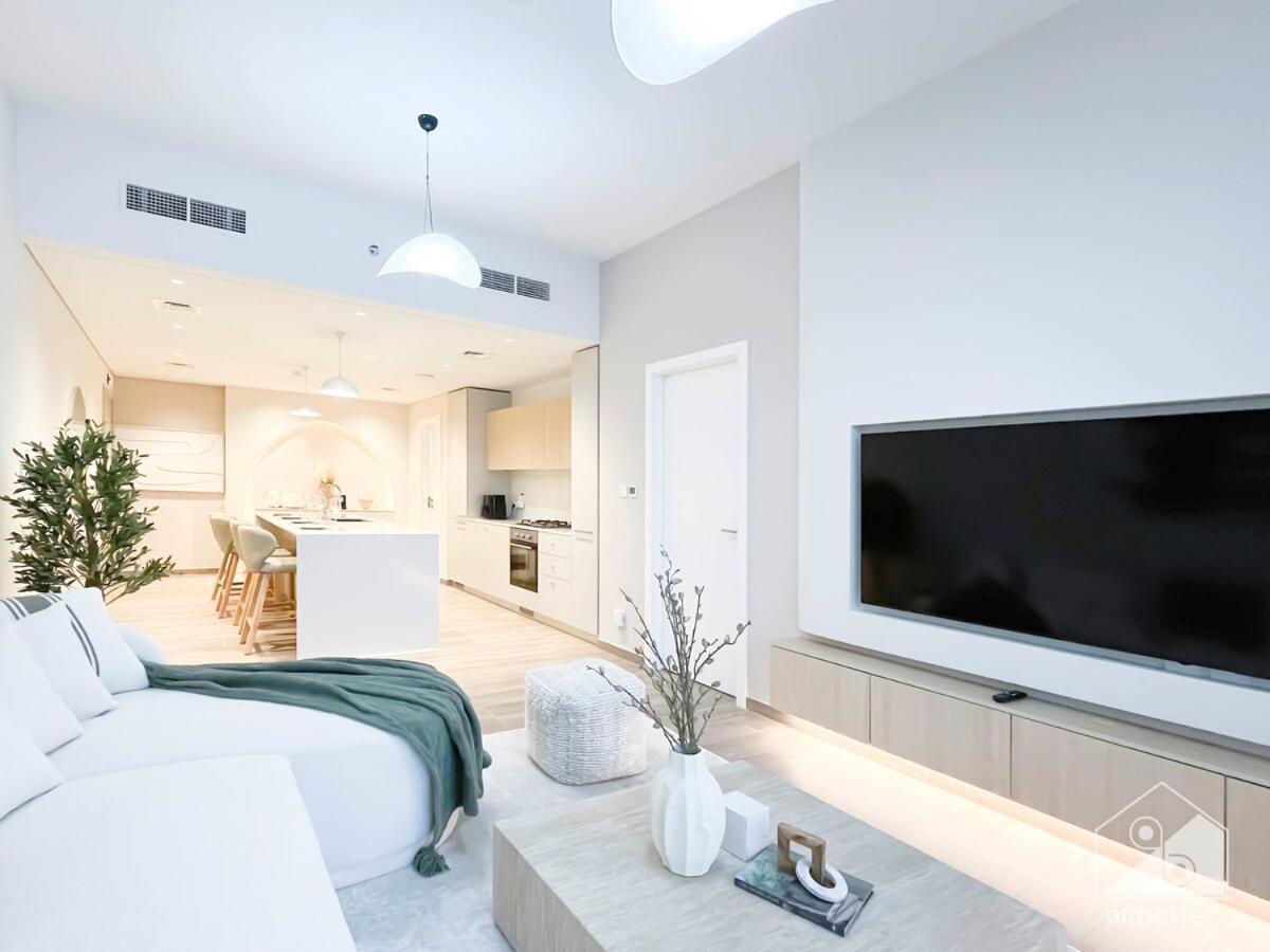 Apartment Sophisticated 1b In Belgravia Heights Ii Dubai