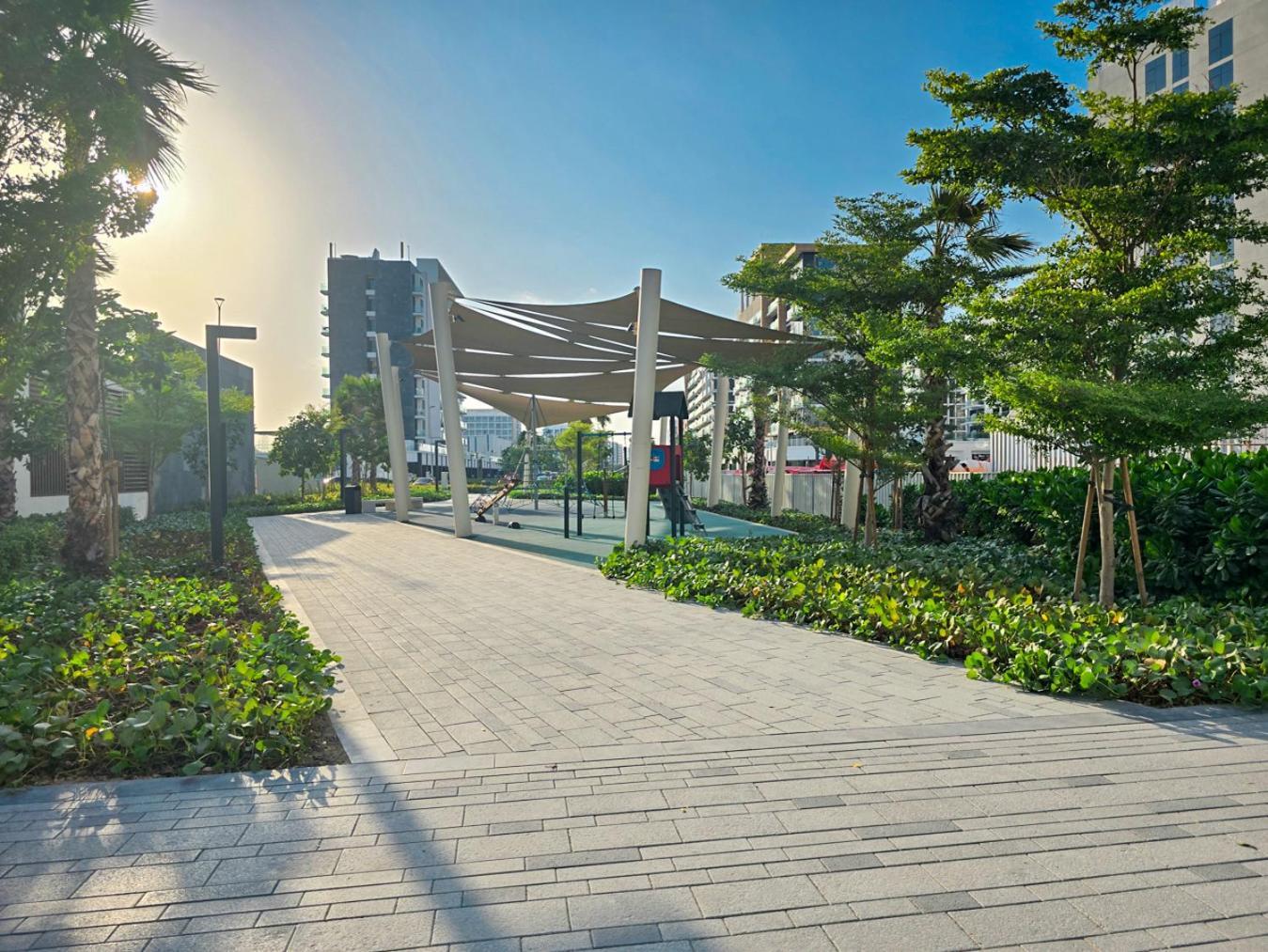 Easygo- Splendid In Al Meydan Living Apartment