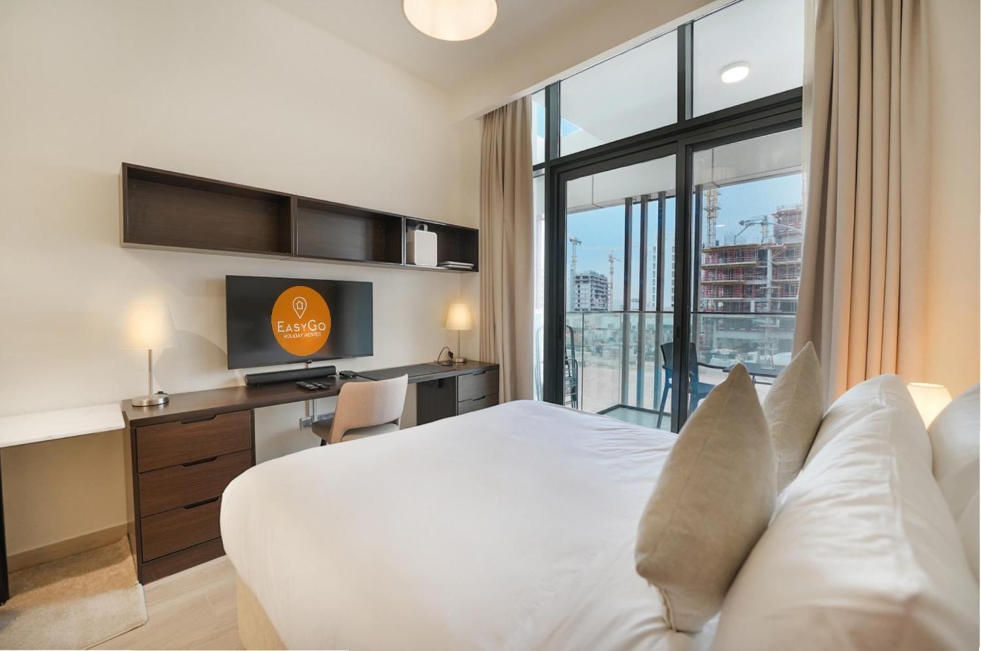 Easygo- Splendid In Al Meydan Living Apartment *