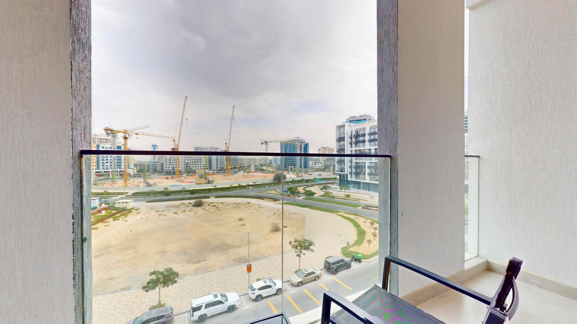 Premium 1br Retreat In Arjan Premier Location