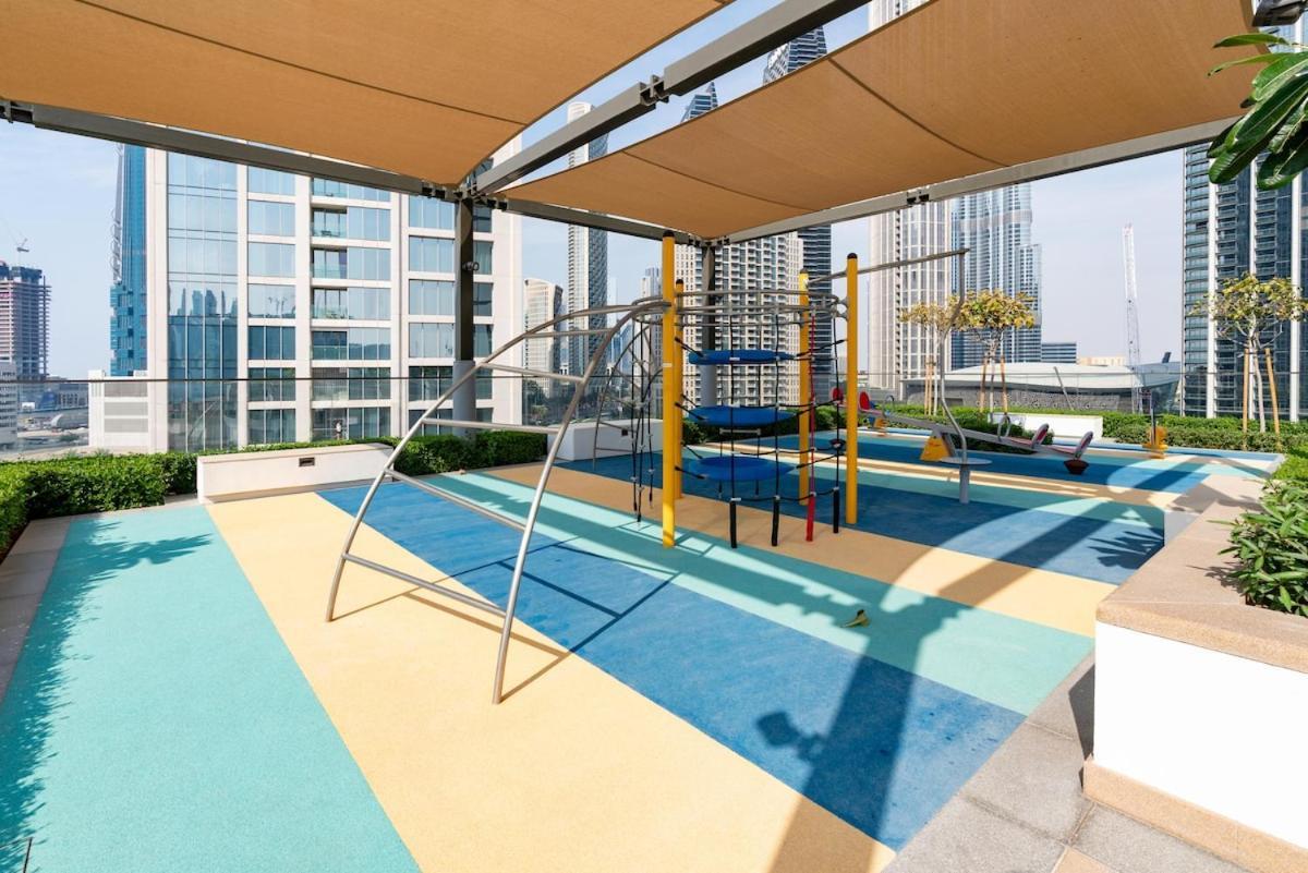 Luxury Furnished Unit In Downtown High Floor Apartment Dubai
