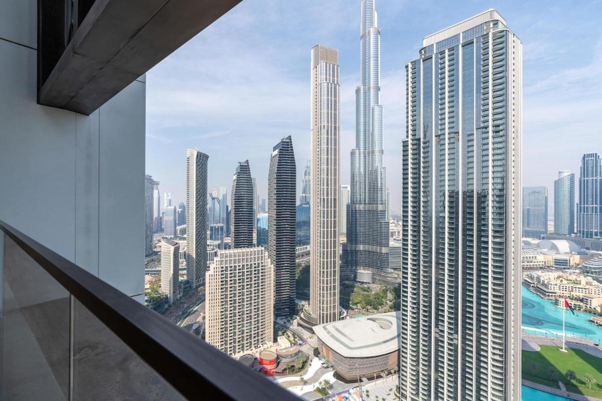 Apartment Luxury Furnished Unit In Downtown High Floor Dubai