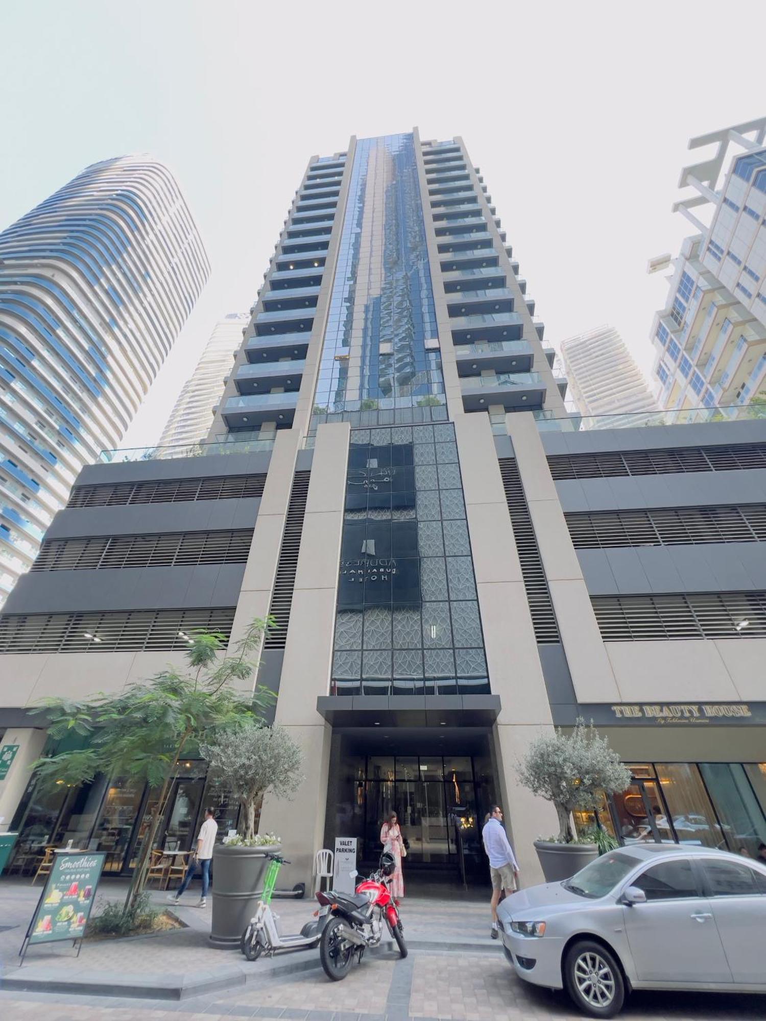 Apartment D Homes 1min Walk To Mall & Burj Khalifa Dubai